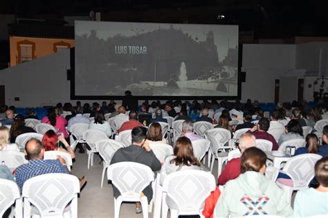 cine de verano tomares|CINEMA TOMARES